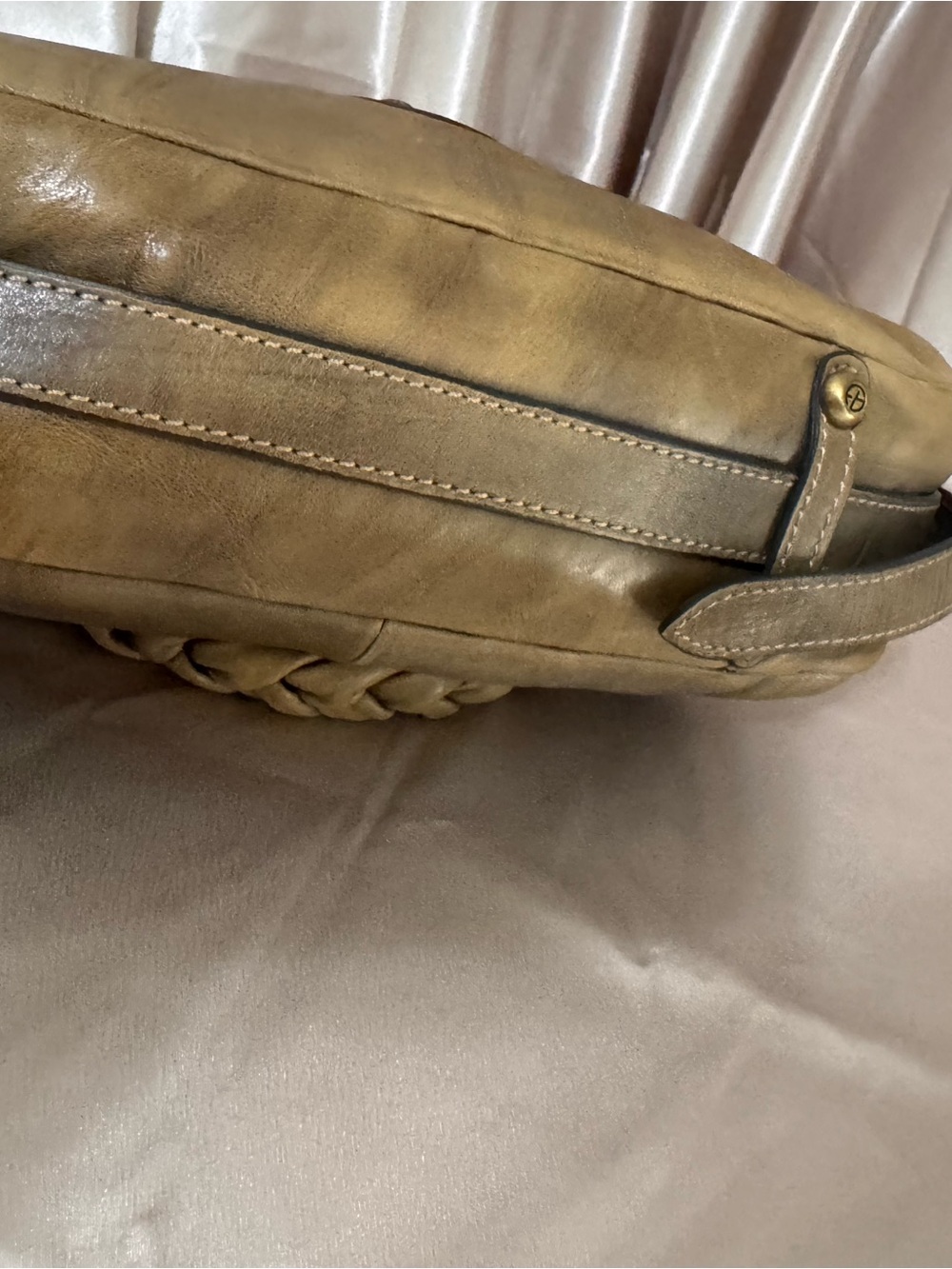 Francesco Biasia Tan Leather Shoulder Bag with Braided Handle - Picture 16 of 16